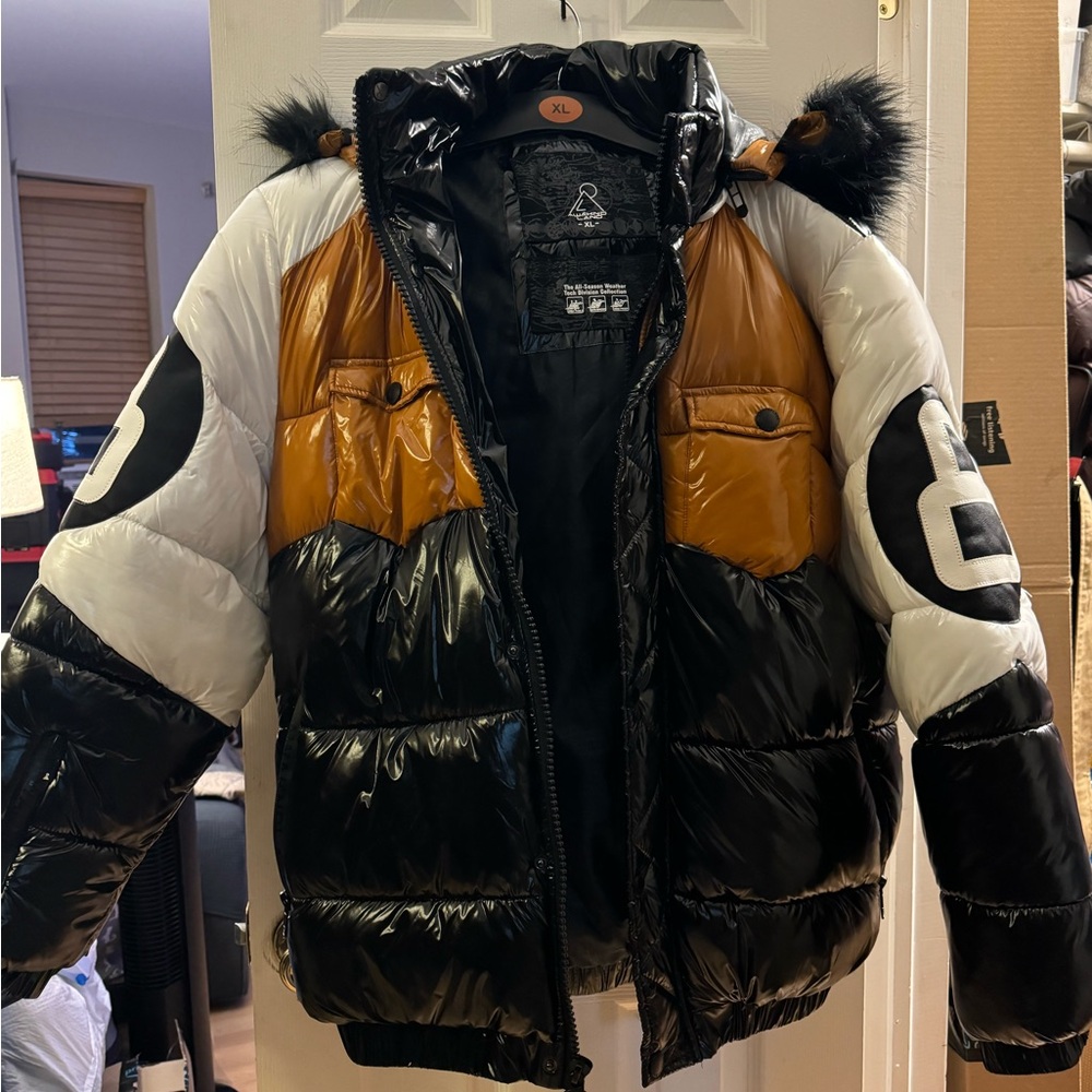 Men’s Winter Jacket in XL